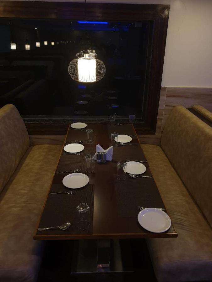 Suluru Hotel Fortune M R Grands מראה חיצוני תמונה